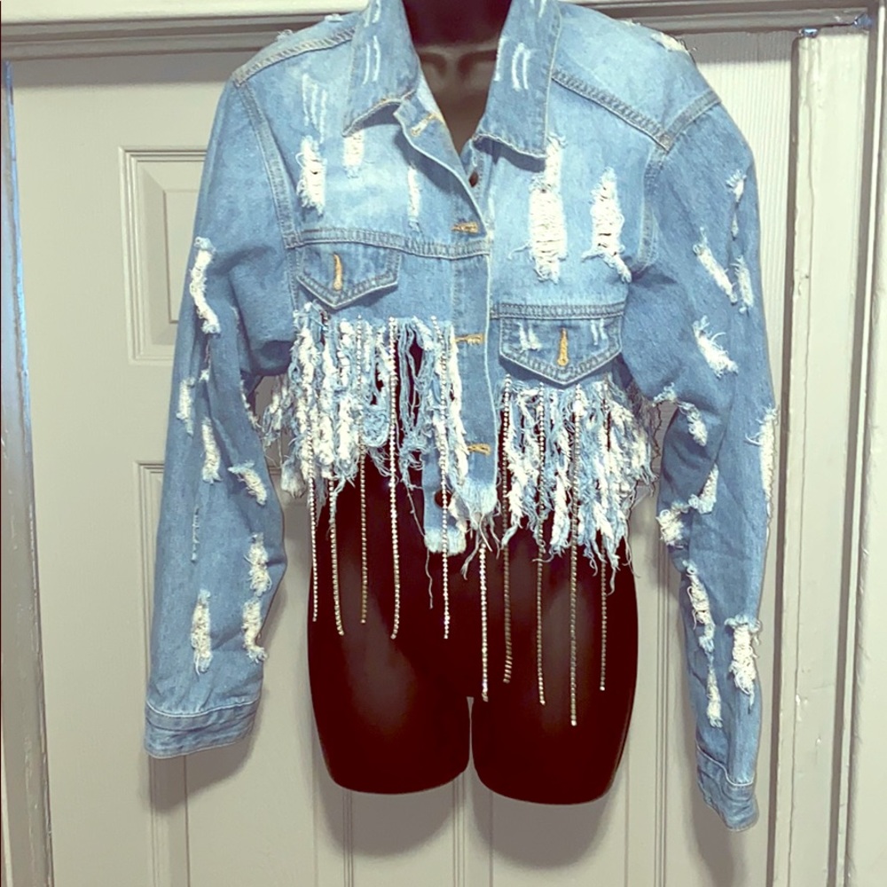 Crop top jean jacket with fringe